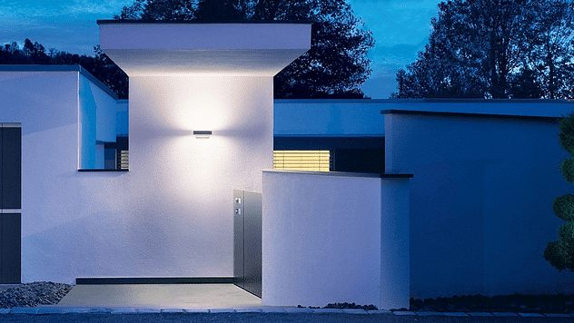 Steinel L 810 LED Outdoor Wall Sensor Light – Smart Bluetooth-Controlled Lighting via App