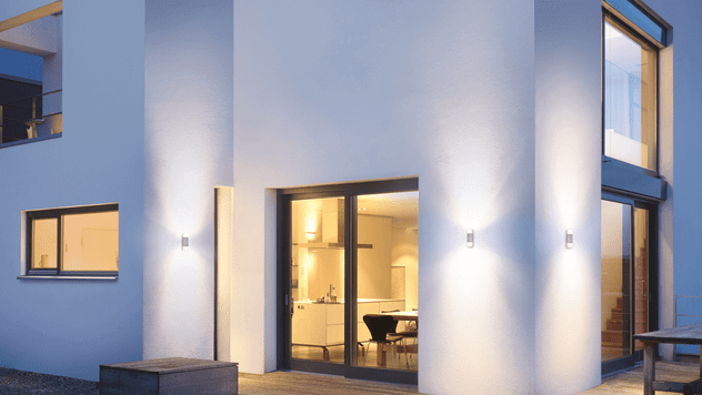 Steinel L 910 LED Outdoor Wall Light – Stylish Up/Down Motion Sensor Lighting