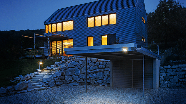 Steinel Xsolar L-S, 140° Motion Sensor with 8m Detection Range – Solar-Powered Outdoor Security Light