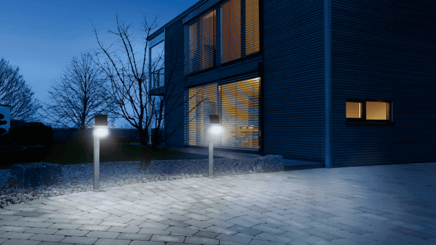 Steinel Xsolar GL-S LED Solar Pathway Light – Solar Sensor Light with Rechargeable Battery