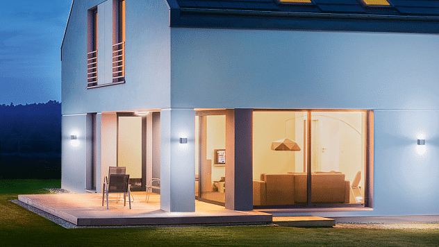 Steinel L 840 LED Outdoor Wall Light – Motion Sensor Switched LED Lighting for Stylish Exteriors